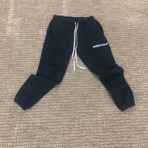 Fear of God ESSENTIAL joggers